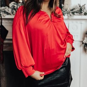 NWOT Chic Sweetheart Top In Red